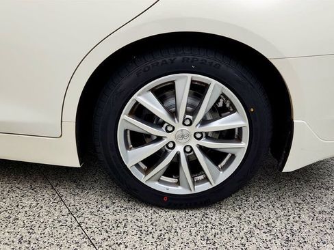 Used 2016 INFINITI Q50 Premium w/ 2.0T Premium Plus Package AWD/4WD image 9