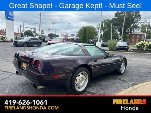 Used 1994 Chevrolet Corvette Coupe RWD image 5