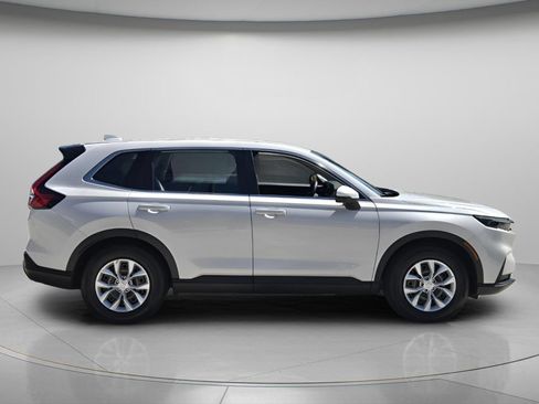 Certified 2023 Honda CR-V LX image 3