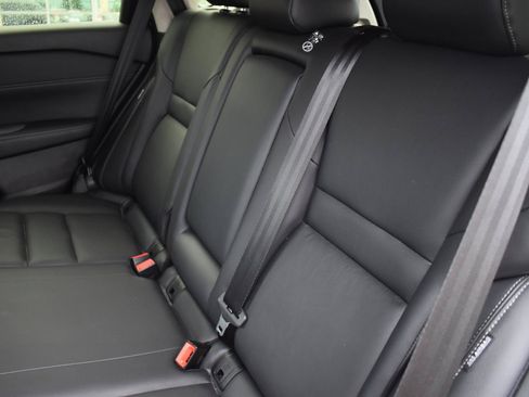 Used 2025 Nissan Rogue SL FWD image 52