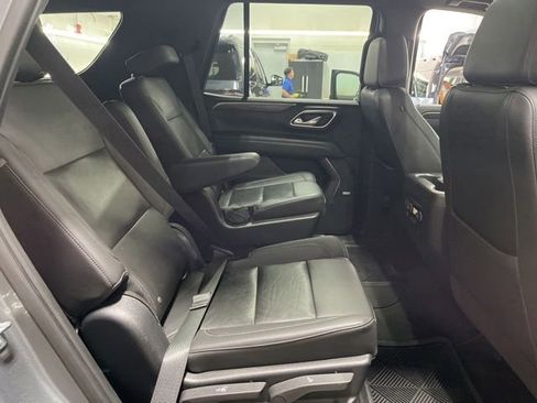 Used 2021 Chevrolet Tahoe Z71 w/ Z71 Signature Package AWD/4WD image 41