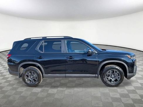 New 2026 Honda Pilot TrailSport image 7