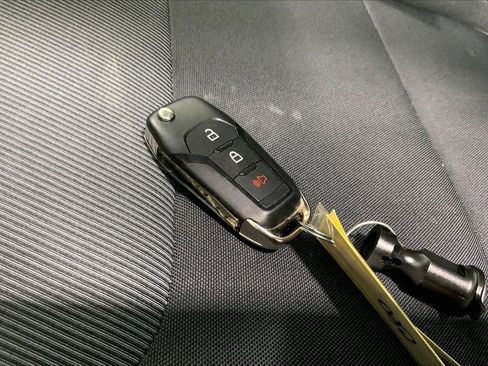 Used 2023 Ford Maverick XL FWD image 19