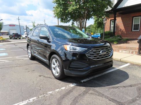 Used 2021 Ford Edge SE FWD image 11