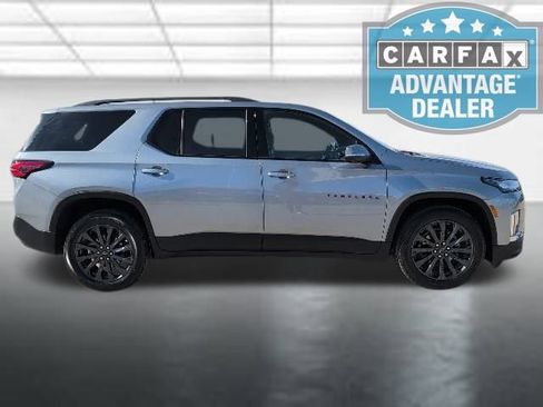Used 2023 Chevrolet Traverse RS image 37