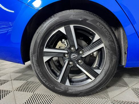 Used 2025 Nissan Sentra SV FWD image 43