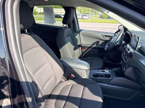 Used 2024 Ford Escape Active AWD/4WD image 13