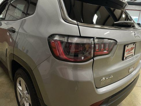 Used 2023 Jeep Compass Sport AWD/4WD image 23