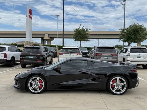 Used 2023 Chevrolet Corvette Stingray Premium Cpe w/ Z51 Performance Package RWD image 7