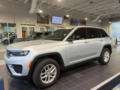 Used 2025 Jeep Grand Cherokee Laredo X