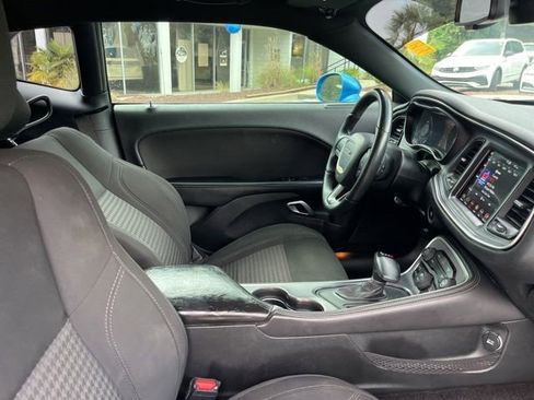 Used 2018 Dodge Challenger SXT w/ Blacktop Package RWD image 31