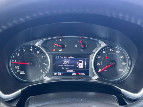 Used 2020 Chevrolet Equinox LT image 25