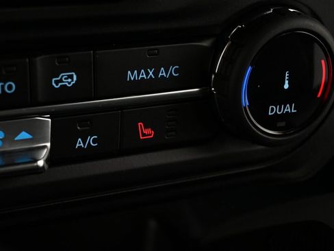 Used 2022 Ford Bronco Outer Banks image 10