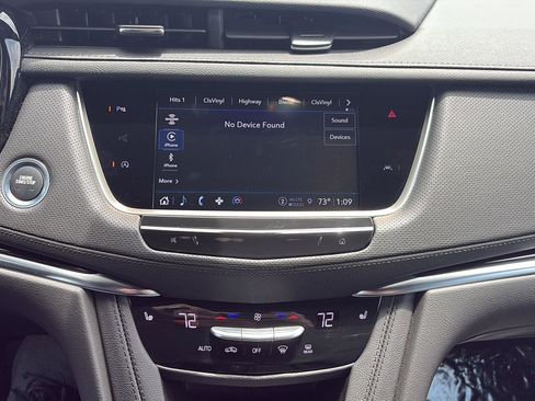 New 2025 Cadillac XT6 Luxury image 41