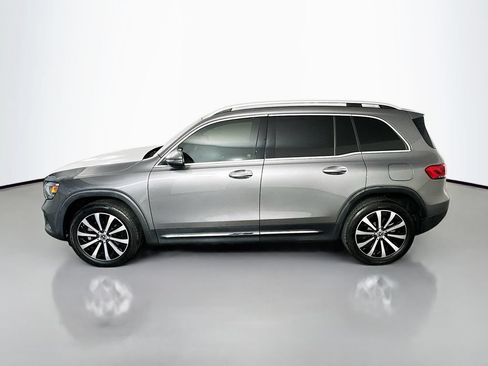 Used 2021 Mercedes-Benz GLB 250 w/ Premium Package image 4