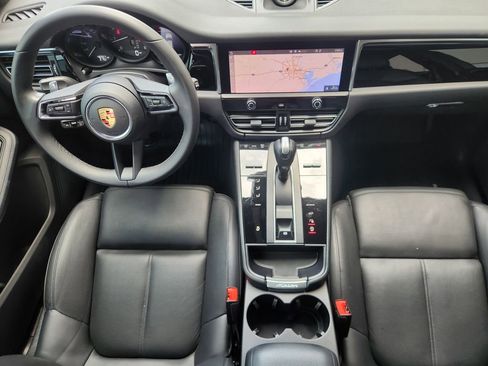 Used 2022 Porsche Macan AWD/4WD image 24