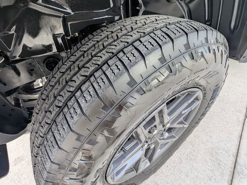 Used 2024 Jeep Wrangler Unlimited Sport AWD/4WD image 44