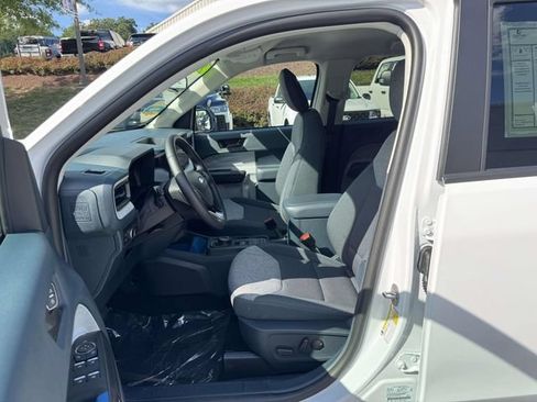 Used 2025 Ford Maverick XLT w/ XLT Luxury Package FWD image 17