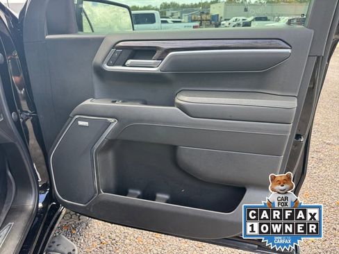 Used 2022 Chevrolet Silverado 1500 LTZ AWD/4WD image 22
