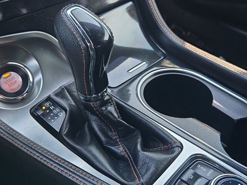 Used 2021 Nissan Maxima SR w/ Sport Mat Group FWD image 19