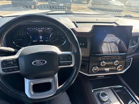 Used 2024 Ford Expedition Max Limited AWD/4WD image 11
