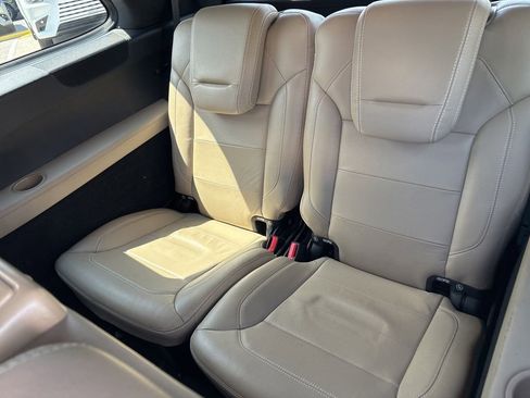 Used 2016 Mercedes-Benz GL 450 4MATIC image 25