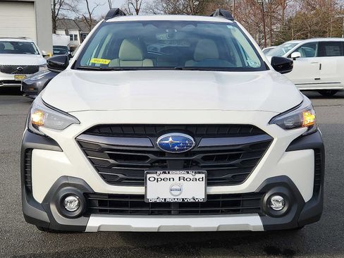 Used 2023 Subaru Outback Limited image 2