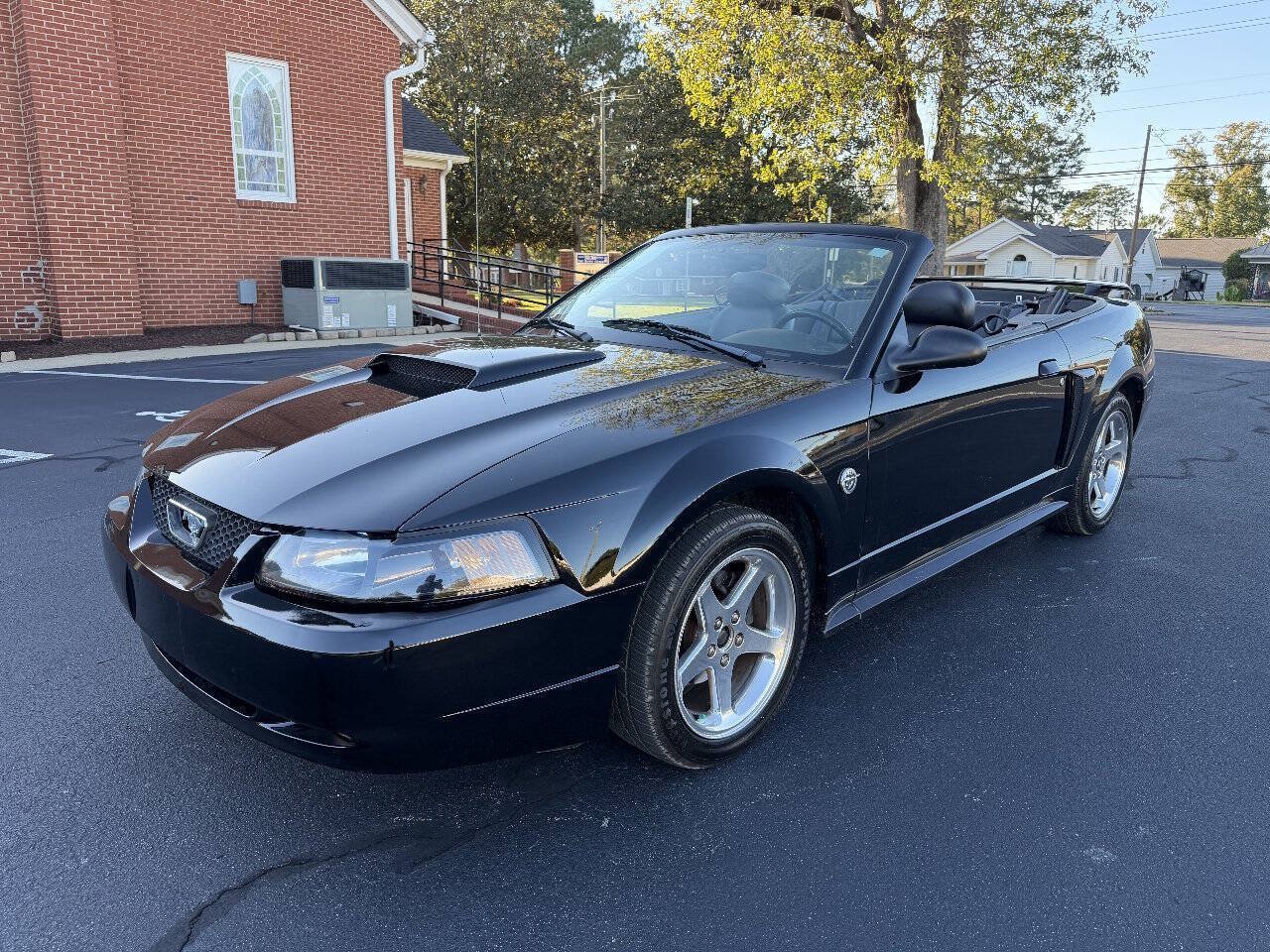 Used 2004 Ford Mustang GT RWD image 8