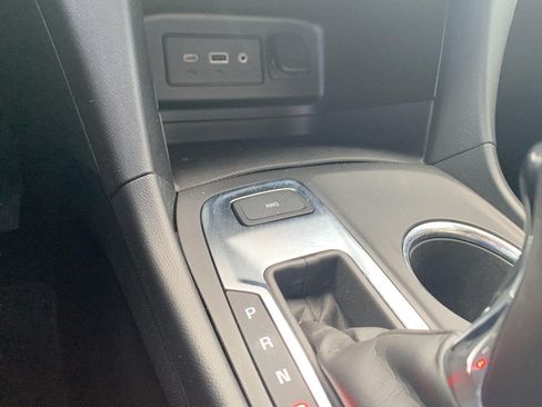 Used 2019 Chevrolet Equinox LT AWD/4WD image 11