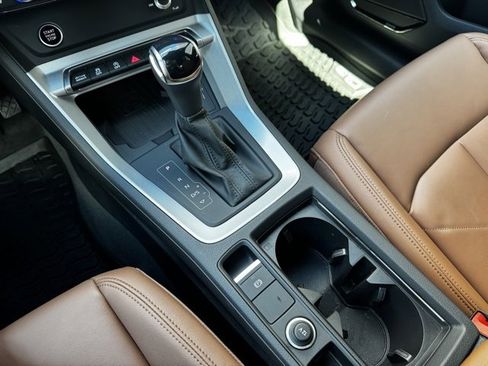 Certified 2025 Audi Q3 2.0T Premium Plus w/ Premium Plus Package image 15