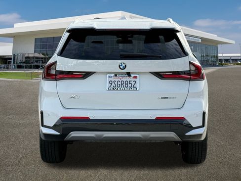 Used 2025 BMW X1 xDrive28i w/ Technology Package image 8