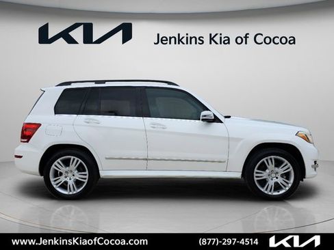 Used 2013 Mercedes-Benz GLK 350 2WD image 3