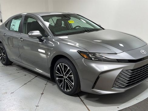 New 2026 Toyota Camry XLE image 3
