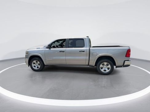 Used 2025 RAM 1500 Big Horn AWD/4WD image 5