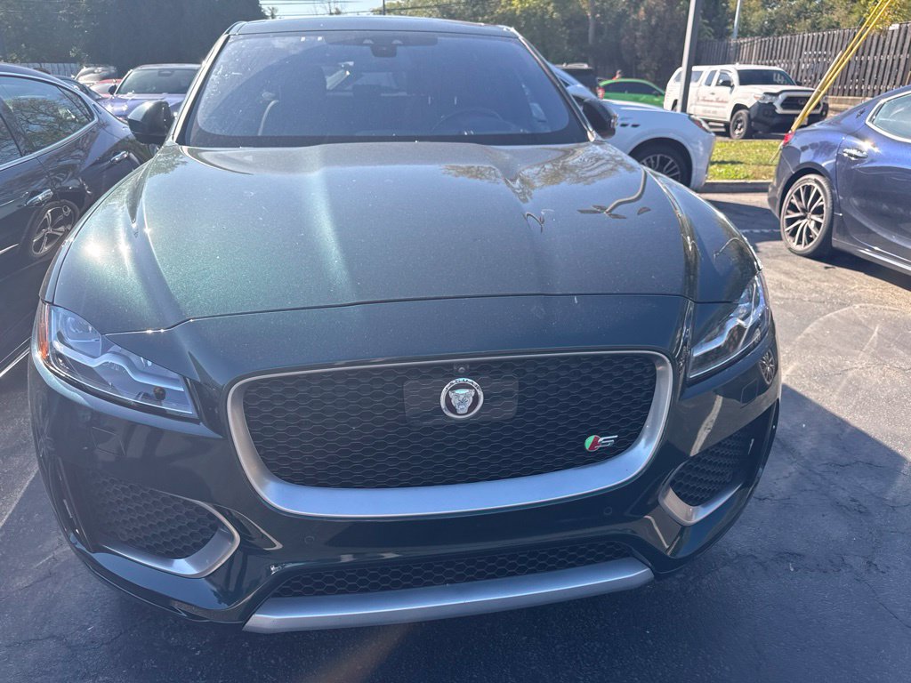 Used 2018 Jaguar F-PACE S AWD/4WD image 2