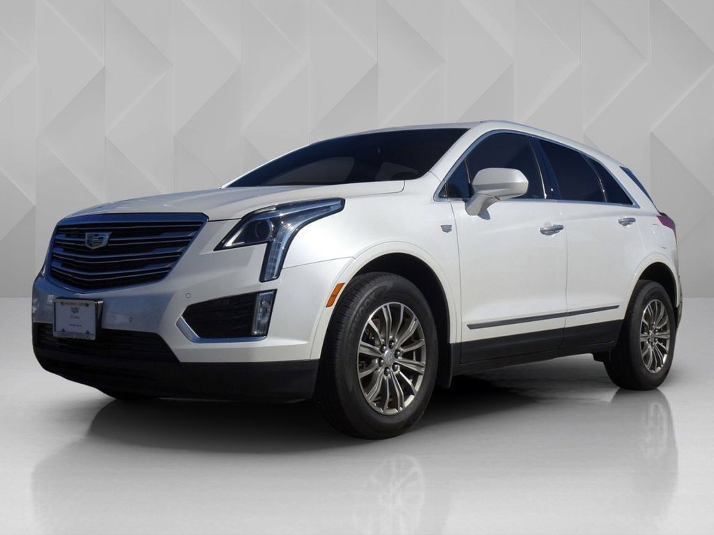 Used 2017 Cadillac XT5 Luxury w/ Driver Awareness Package FWD image 1