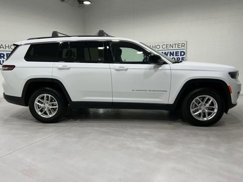 Used 2024 Jeep Grand Cherokee L Laredo w/ Luxury Tech Group I AWD/4WD image 9
