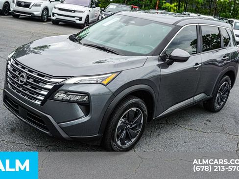Used 2025 Nissan Rogue SV FWD image 14