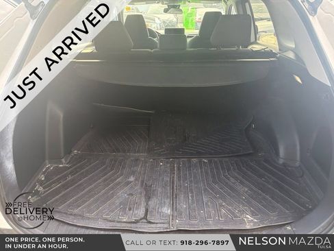 Used 2023 Toyota RAV4 XLE FWD image 8