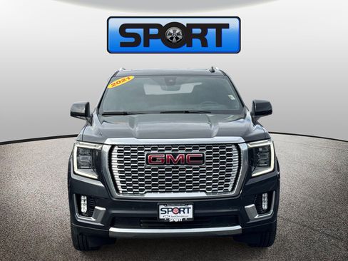 Used 2022 GMC Yukon Denali w/ Denali Premium Package AWD/4WD image 29