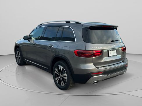 New 2026 Mercedes-Benz GLB 250 4MATIC image 3