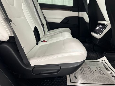 Used 2022 Tesla Model X AWD/4WD image 45