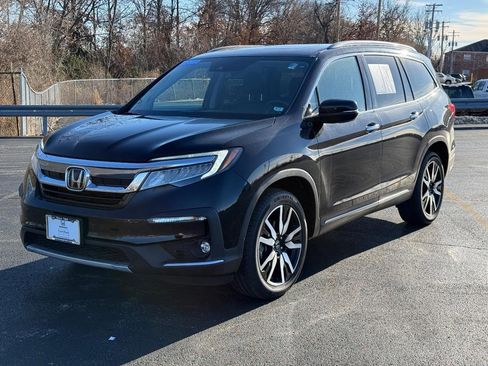 Certified 2022 Honda Pilot Touring image 9