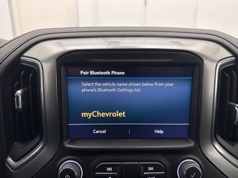 Used 2022 Chevrolet Silverado 1500 RST w/ Bed Protection Package AWD/4WD image 22