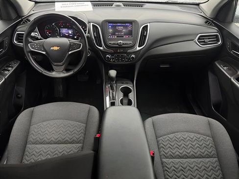 Used 2022 Chevrolet Equinox LT w/ Driver Convenience Package image 8