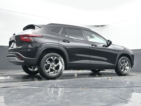 New 2026 Chevrolet Trax LT w/ Driver Confidence Package FWD image 48