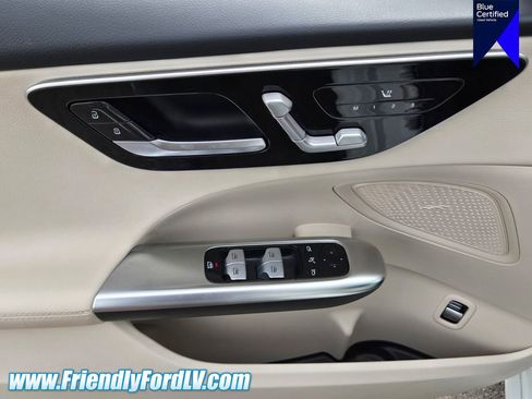 Used 2024 Mercedes-Benz C 300 4MATIC Sedan image 18