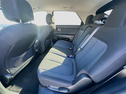 Used 2022 Hyundai Ioniq 5 SE w/ Cargo Package image 21