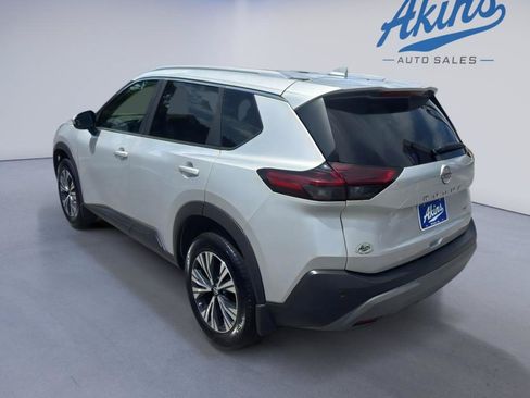 Used 2023 Nissan Rogue SV w/ SV Premium B Package FWD image 8