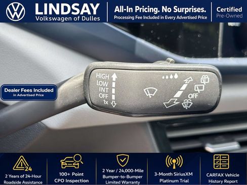 Used 2023 Volkswagen Taos SE w/ Panoramic Sunroof Package AWD/4WD image 24